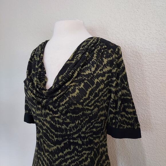 Trina Turk Green & Black Animal Print Shift Dress Size 4 - Picture 6 of 12